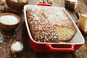 Semolina pie with coconut