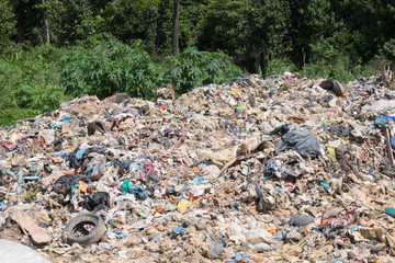 Obraz premium Garbage disposal center at Muadzam Shah, Malaysia