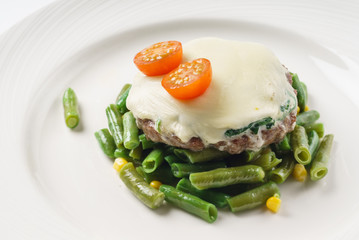 cutlet with green beans