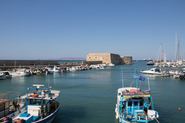 Port d'H&eacute;raklion en Cr&egrave;te