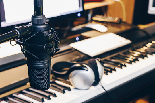 condenser microphone in music production, digital recording studio