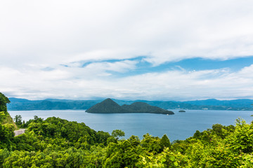 Fototapeta premium 北海道 大自然 洞爺湖