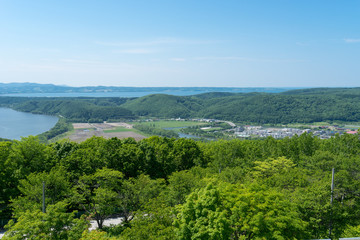 Obraz premium オホーツク流氷館の屋上から見る網走湖と能取湖の風景