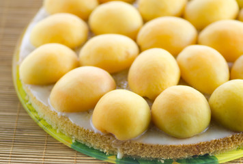 Apricot cake