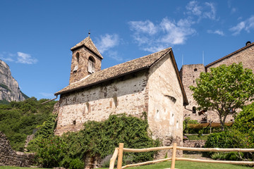 Fototapeta na wymiar Kapelle am Schloss
