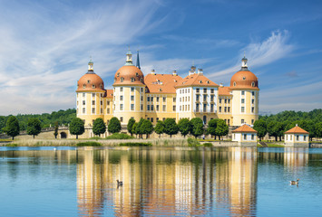 Fototapeta na wymiar Moritzburg Castle in Saxony, near Dresden