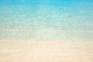 Fototapeta na wymiar Calm tropical beach with turquoise water