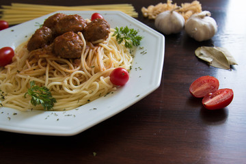 Spaghetti pasta with meatballs