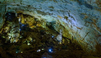 Paradise cave Bo Trach, Quang Binh, Vietnam