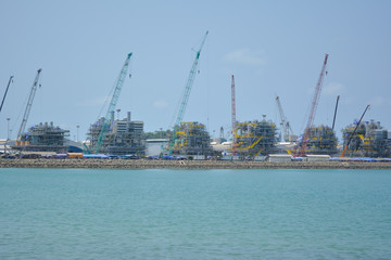 mobile  cranes are construction  factory