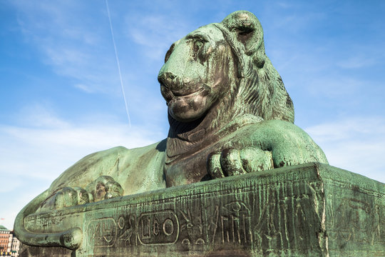 The North Bridge bronze lion. Stockholm