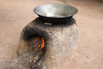 Firewood oven for chewing palm sugar