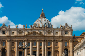 Fototapeta premium St. Peters Basilica at rome, italy