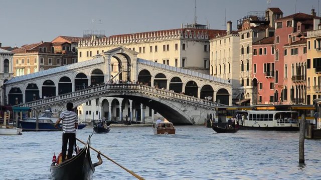 Italy, Veneto, Venice, Grand Canal and Rialto Bridge, Gondolas