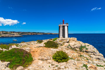 Fototapeta na wymiar Küste Leuchtturm Urlaub Insel Mallorca Spanien Mittelmeer