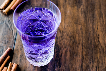 Violet Sherbet with cinnamon sticks / Menekse serbeti