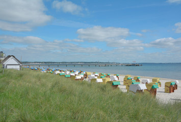 Strand und Seebr&uuml;cke in Scharbeutz an der Ostsee,Schleswig-Holstein,Deutschland