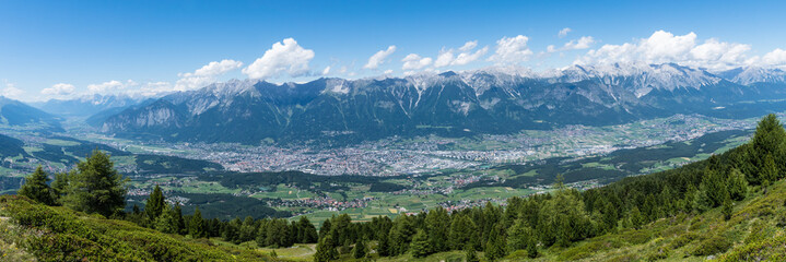 Panorama von Innsbruck und der Nordkette
