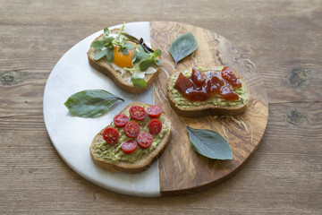 Breakfast toasts