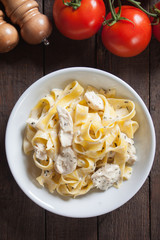Italian chicken alfredo pasta