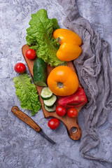 Tomatoes, sweet pepper, lettuce and cucumber.