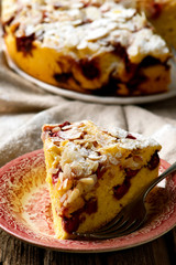 Strawberry almond cake..style rustic