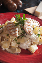 Italian chicken alfredo pasta