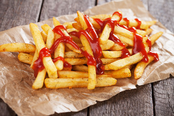 French fries with ketchup - obrazy, fototapety, plakaty