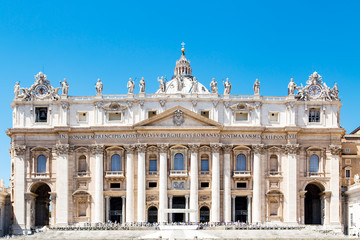 Fototapeta na wymiar View to Basilica di San Pietro, Vatican city