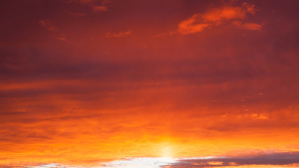 Naklejka na ściany i meble Vibrant sunset cloudscape