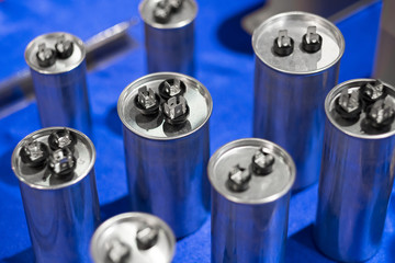 Aluminium can type Film Capacitors