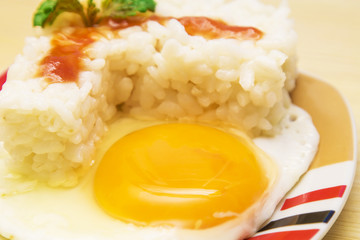Eggs with rice and tomato