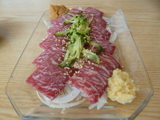 美味しそうな馬刺し