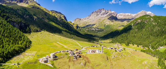 Val Grosina Orientale - Valtellina (IT) - Borgo di Eita 1700 mt. - Vista aerea