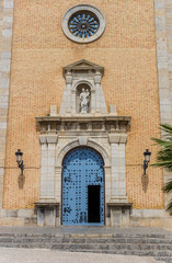 Fototapeta na wymiar Blue door of the church in Altea