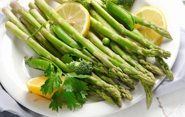 Green asparagus