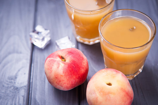 peach juice and fresh peach