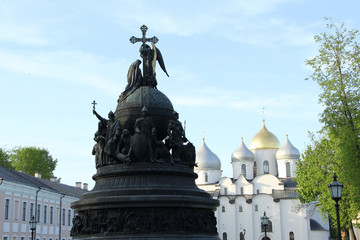 Fototapeta na wymiar monument in Velikiy Novgorod