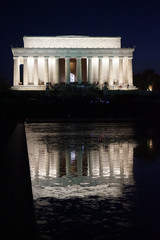 Obraz premium Lincoln Memorial reflecting pool