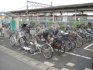 Obraz premium 自転車 駐輪場 