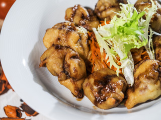 Chicken liver with fried vegetables