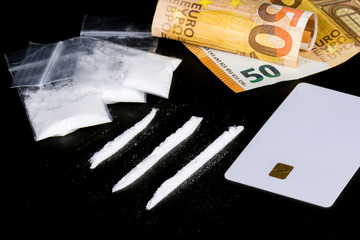 Kokain Droge wurde gekauft und zur Nutzung portioniert 