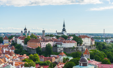 Obraz premium Scenic summer panorama of the city Tallinn, Estonia
