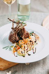  meat on the plate