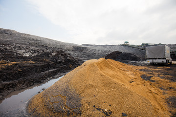 Kopalnia odkrywkowa węgla brunatnego Turoszów, Turów © hunter76