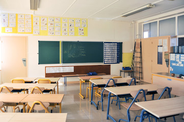 ©alain Delpey/maxppp, France, Seine Saint Denis, Le Blanc Mesnil, - Bientot La Rentree Des Classes...