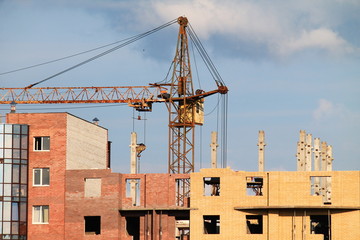 crane and not built house