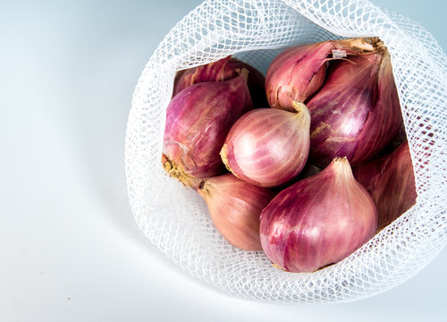 Red Onions Bag Images – Browse 4,632 Stock Photos, Vectors, and Video