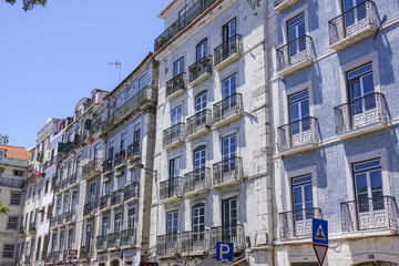 Fototapeta na wymiar Amazing house fronts in the city of Lisbon