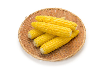茹でトウモロコシ